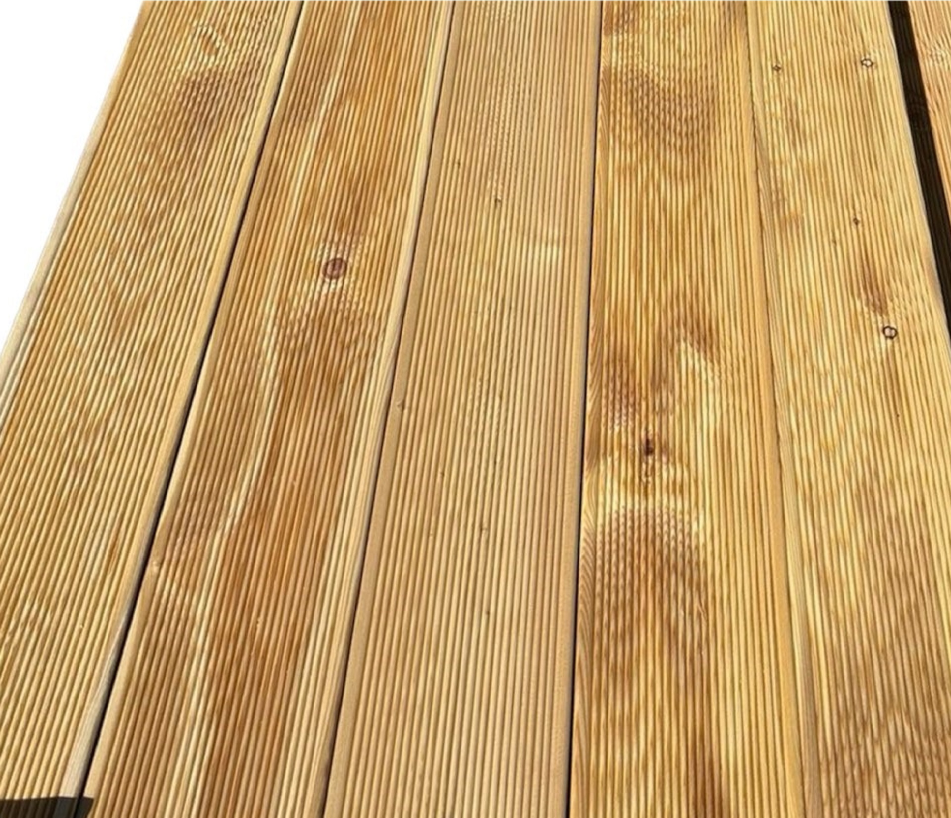 Террасная доска - Лиственница, купить в Москва, СПБ и Курске по лучшим ценам.