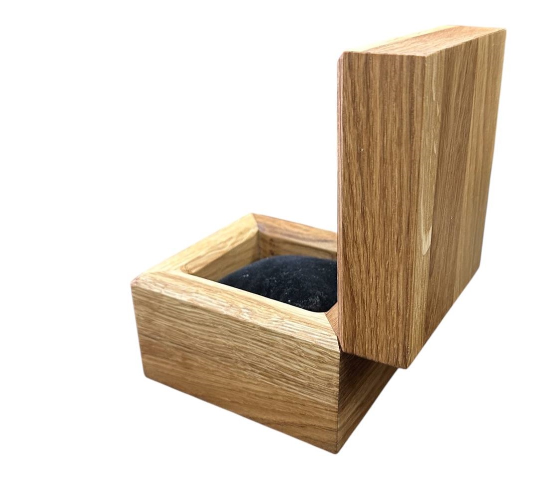 Шкатулка для часов и драгоценностей / Дуб / масло-воск / 100 * 105 * 120 мм