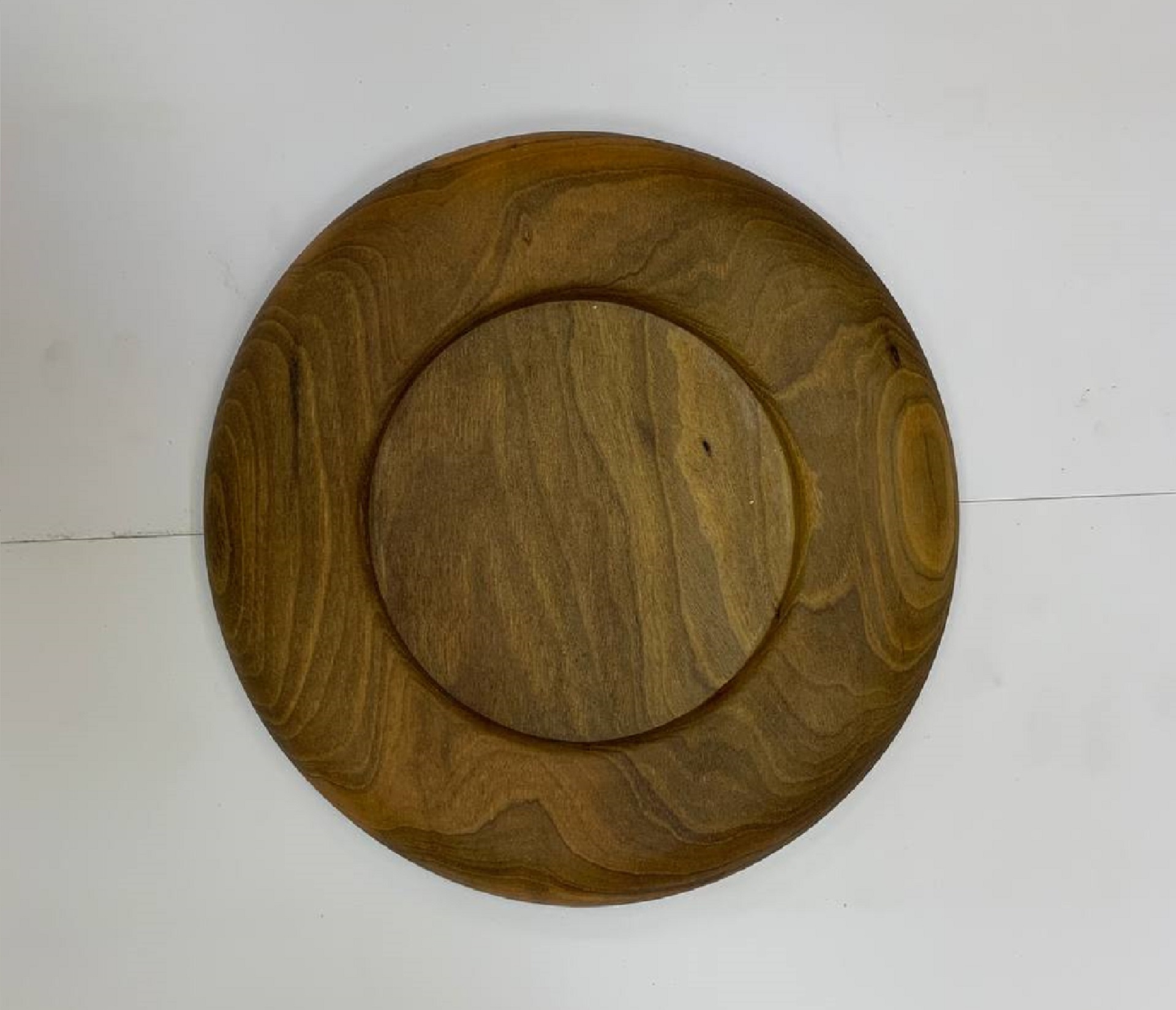 Поднос круглый / Орех / масло-воск / 20 * 230 * 230 мм