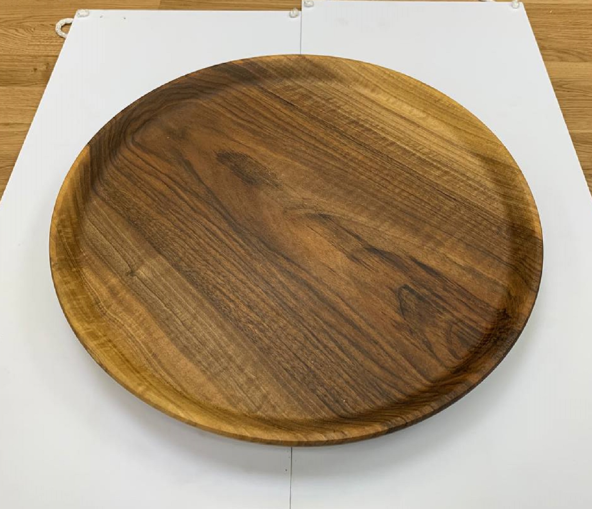 Поднос круглый / Орех / масло-воск / 30 * 370 * 370 мм